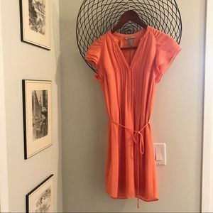 🌸2/$25🌸 Pretty coral tunic